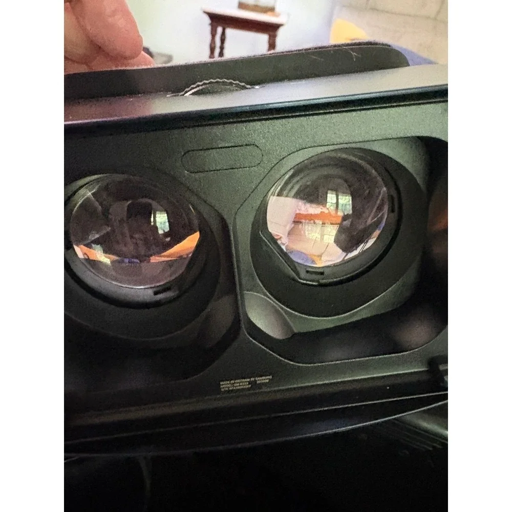 VR Headset Lot Samsung Gear SM-R322 Tzumi Dream Vision WeAreVR Ubisoft Wheel